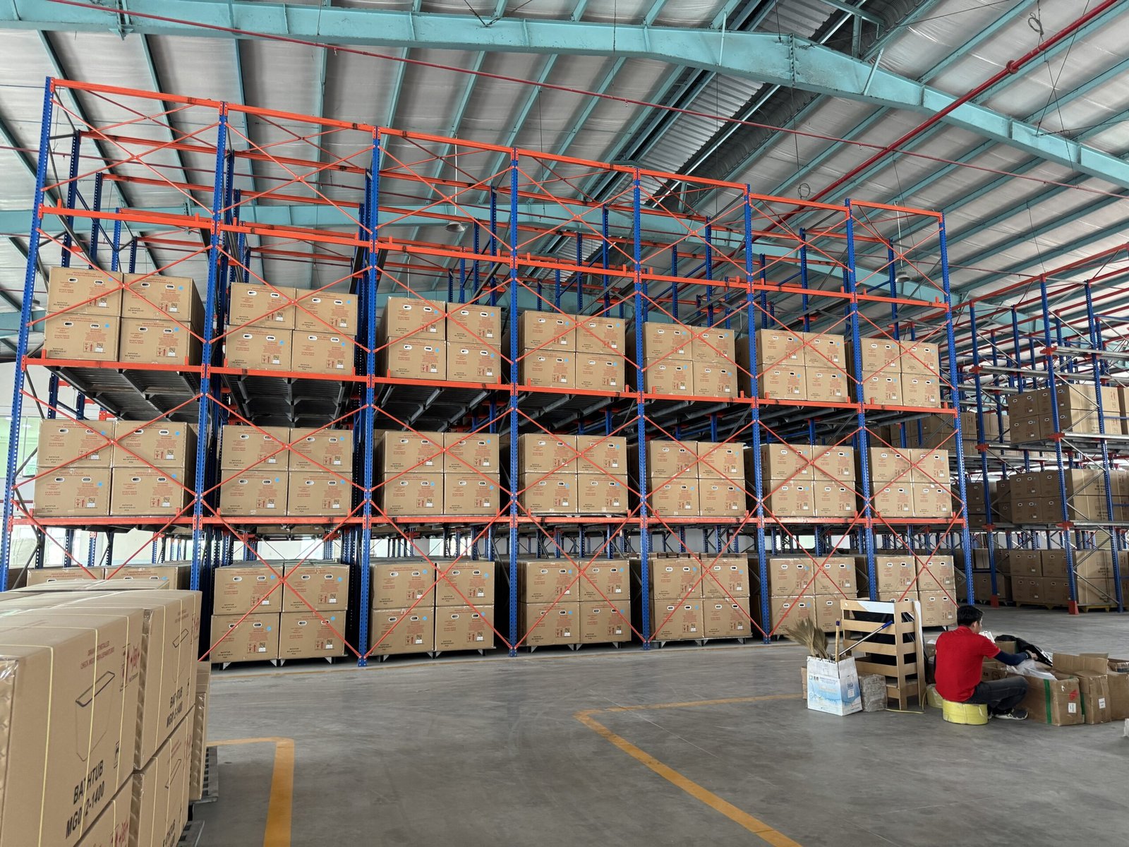 acrylic bathtub production line in Salvere Vietnam factory