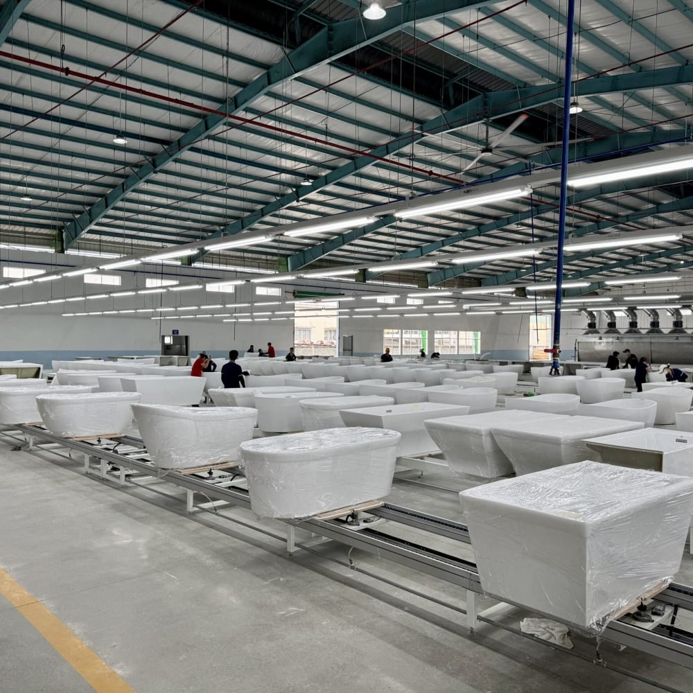 acrylic bathtub production line in Salvere Vietnam factory